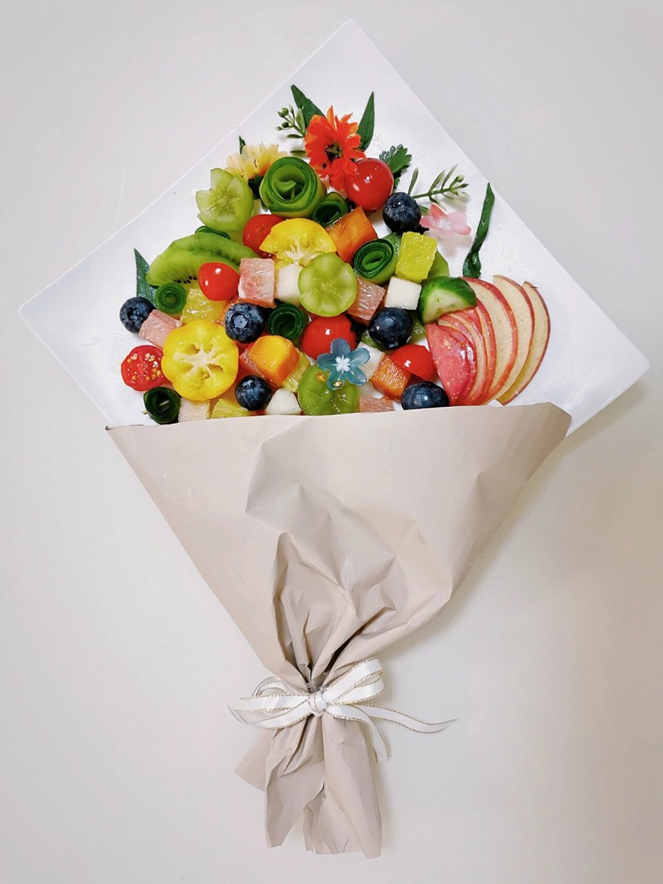 冬日浪漫 / 创意水果拼盘 六年级劳育课作业,创意水果拼盘之水果花束