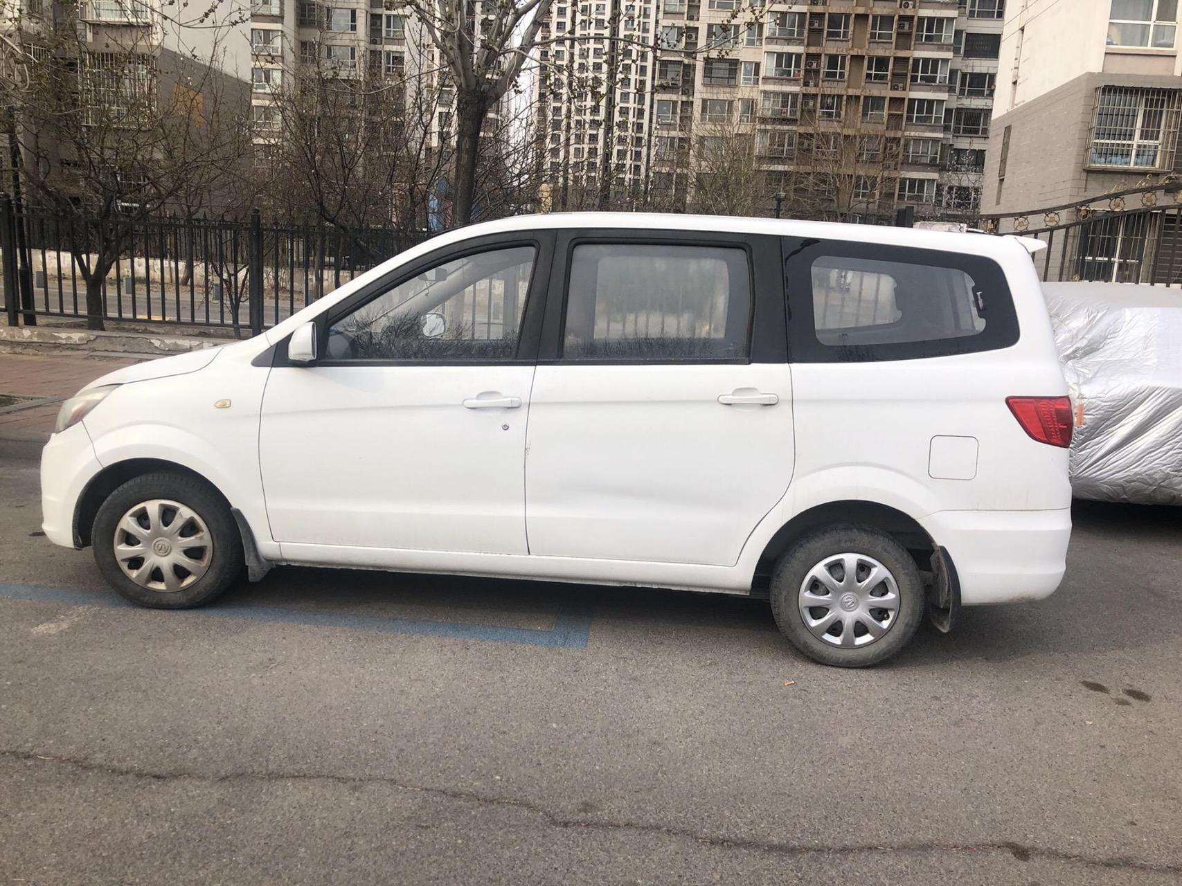 北汽威旺m20七座助力,还带中央空调一手车8万公里全车没有任何事故