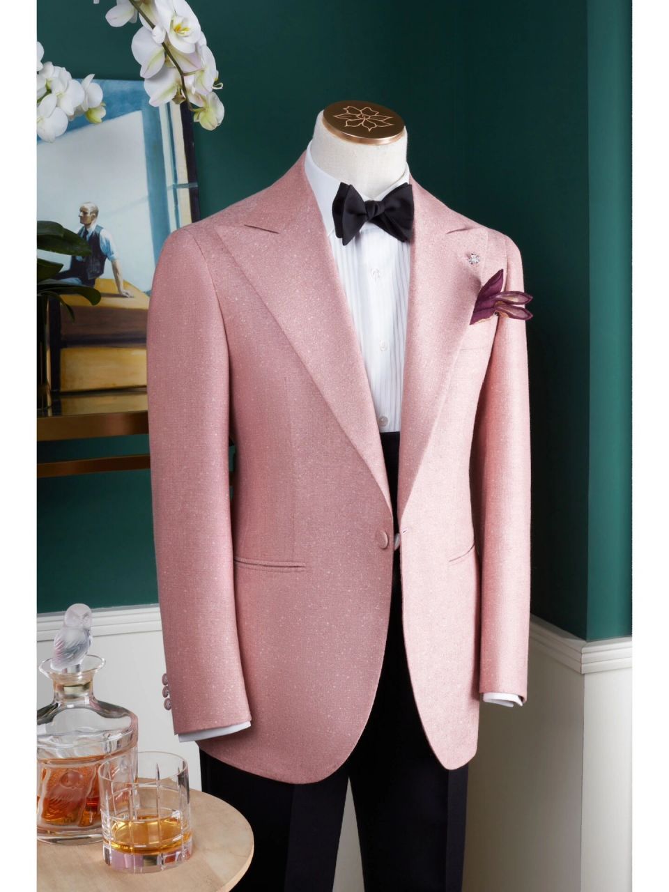 超绝的粉色西装 今年春季最受欢迎的西装之一.