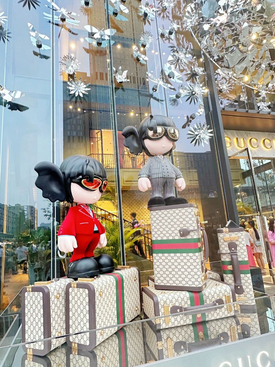 太古里gucci90dior(成都) gucci 联名marsper玩偶来成都太古里啦,四