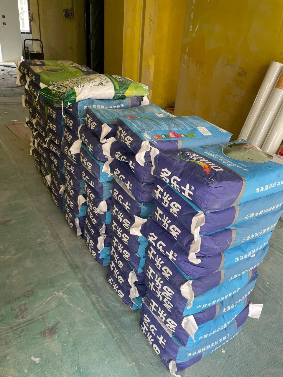 多乐士的腻子好吗 关于多乐士的帖子怎么那么少?是因为不好吗?