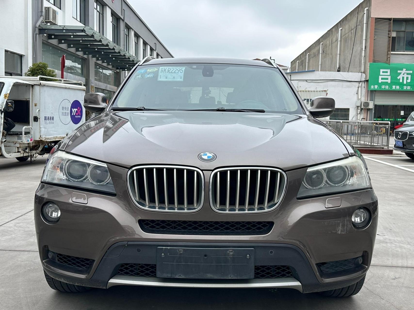 到店 11年进口宝马x3 xdrive35i豪华 整车原版车况 几乎原漆 个人一手