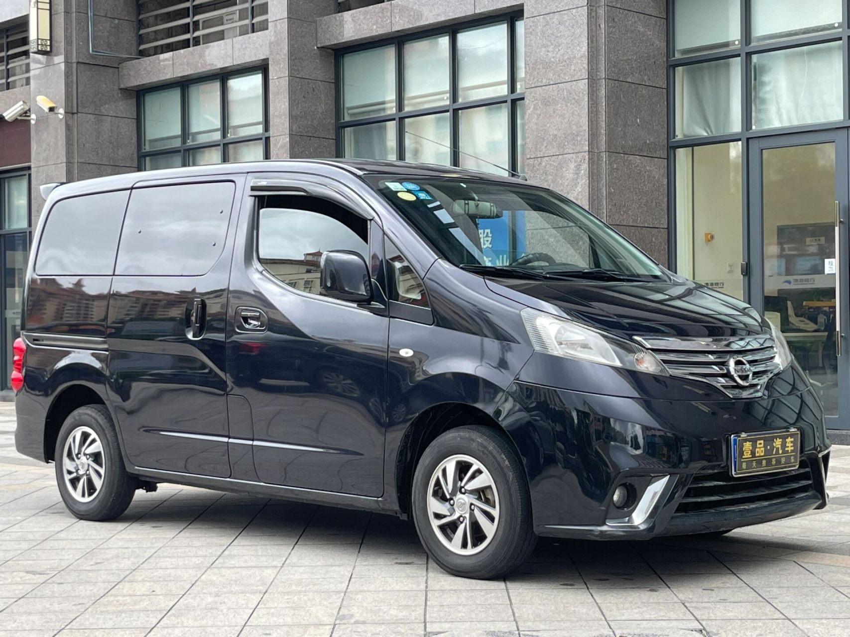 一手精品,7座省油车 精品·郑州日产·nv200尊贵版,18年5月上牌,小跑4