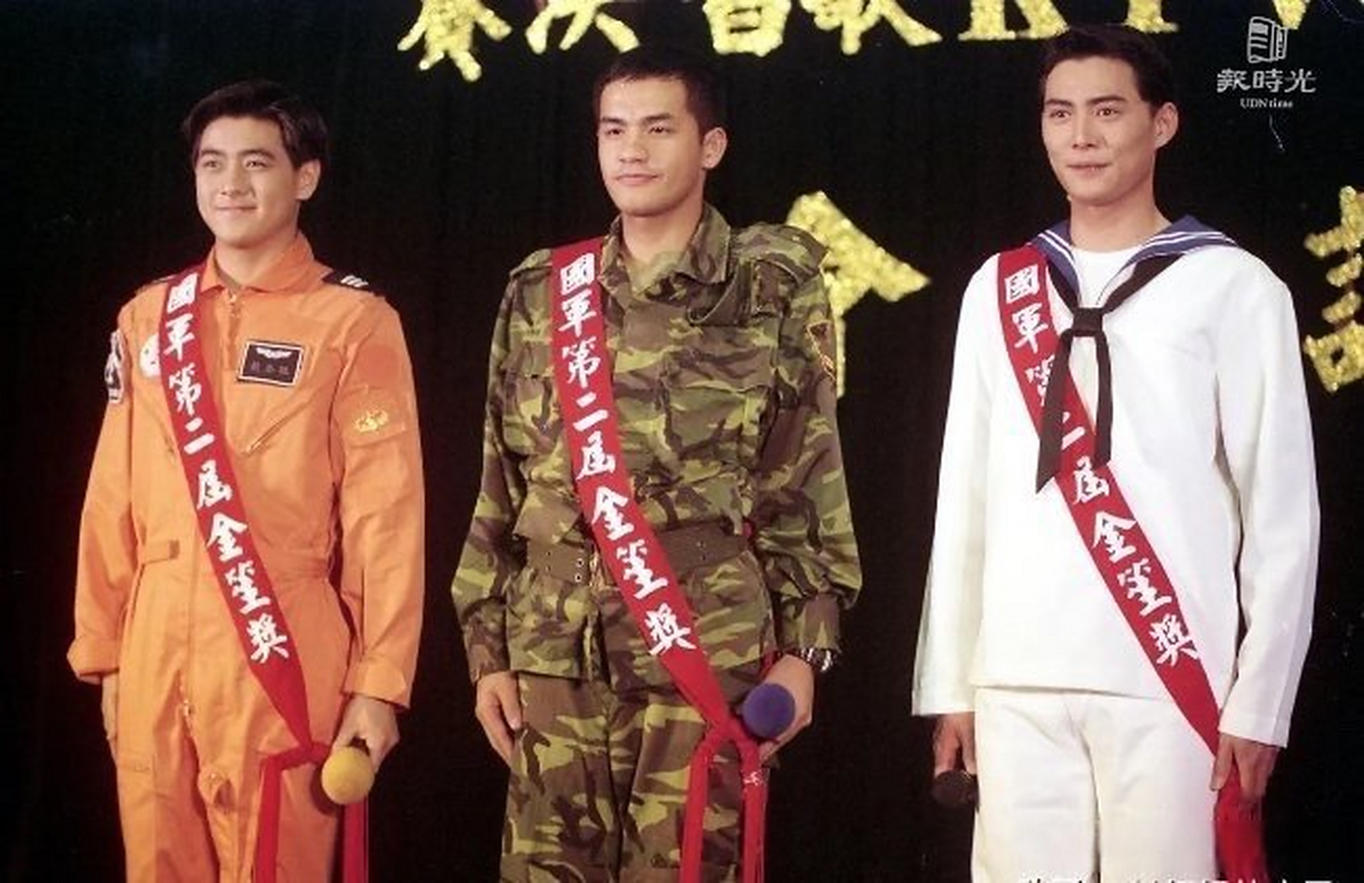 台湾省第二届金笙奖ktv歌唱大赛上,正在当兵的林志颖,张震岳,韩志杰