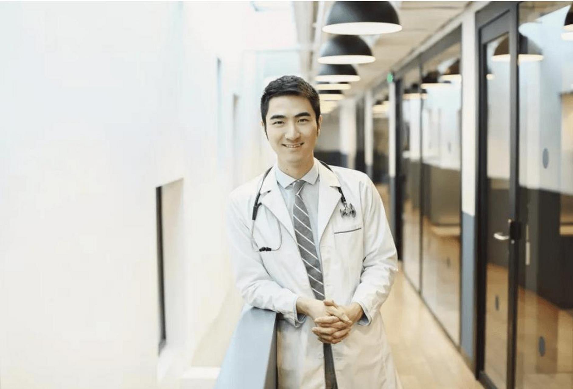 喜欢优时颜的老板!