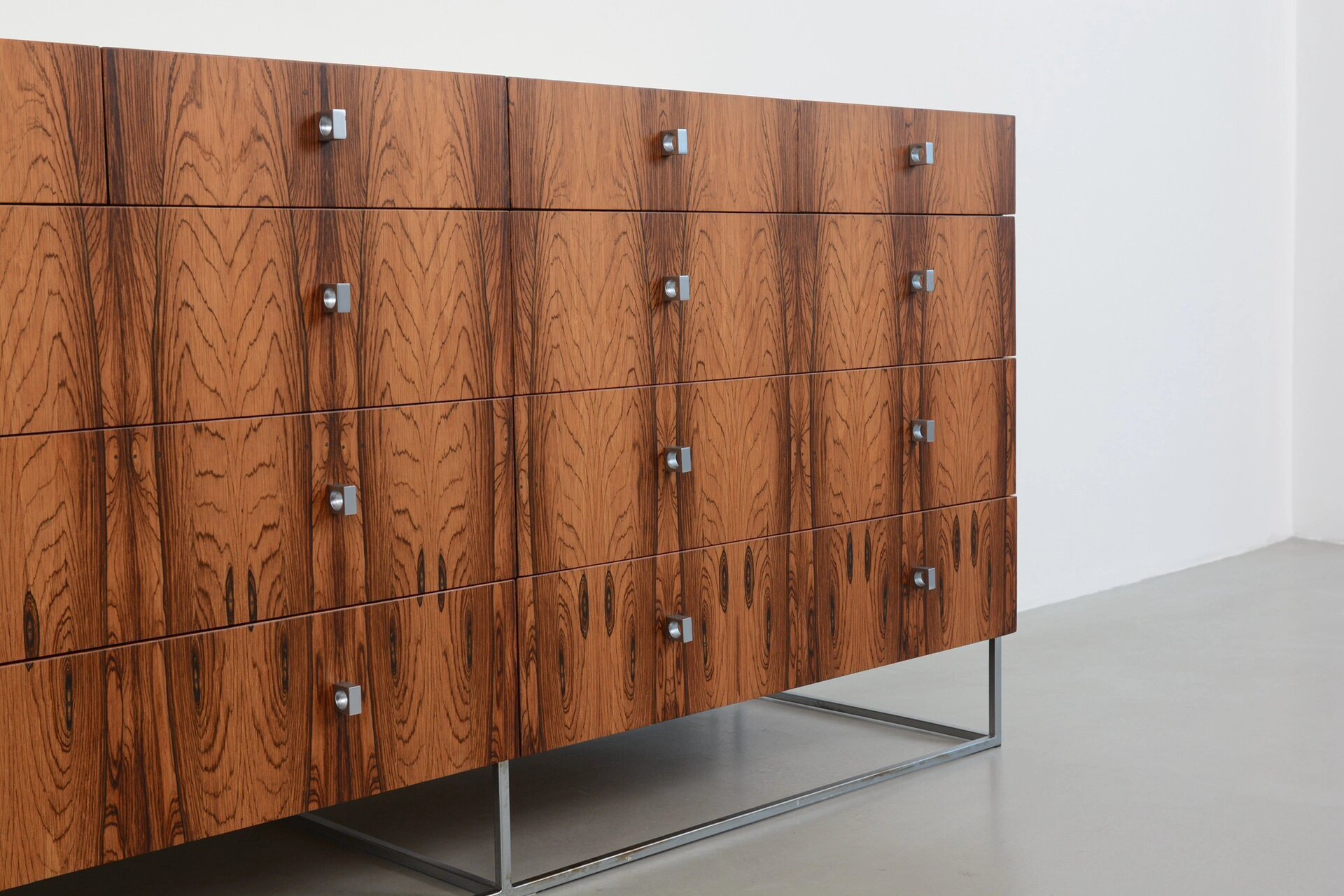 原版加拿大产 巴西黑黄檀木纹 多抽屉斗柜 1960年代加拿大厂牌roger