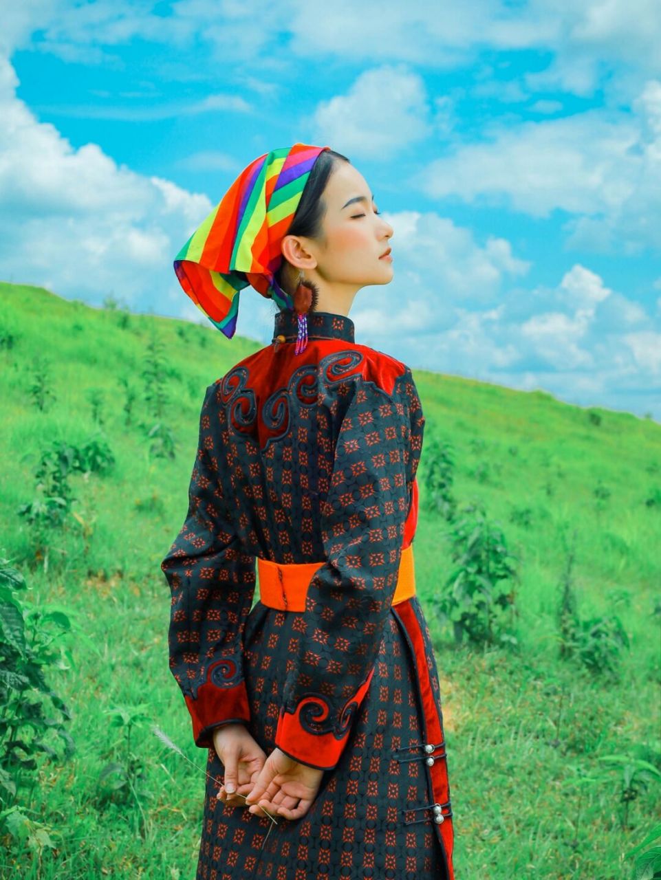 ❤️鄂温克族简介: 作为一个跨界民族,国内的鄂温克族主要聚居在