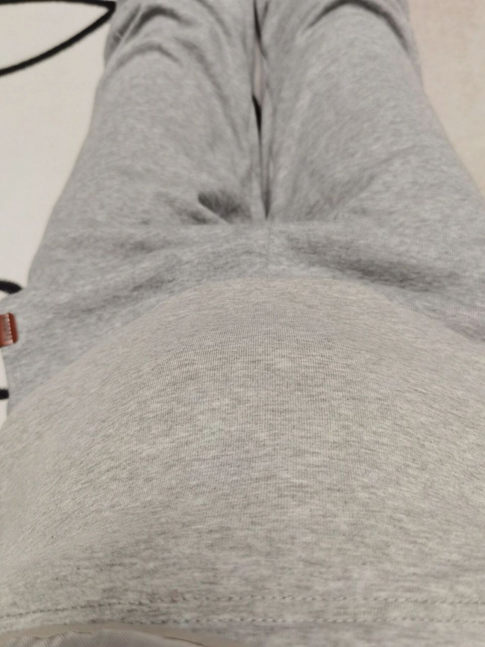 孕14周,肚皮刺挠,偶尔有肚子拉扯的疼痛 孕13周开始心情豁然开朗了