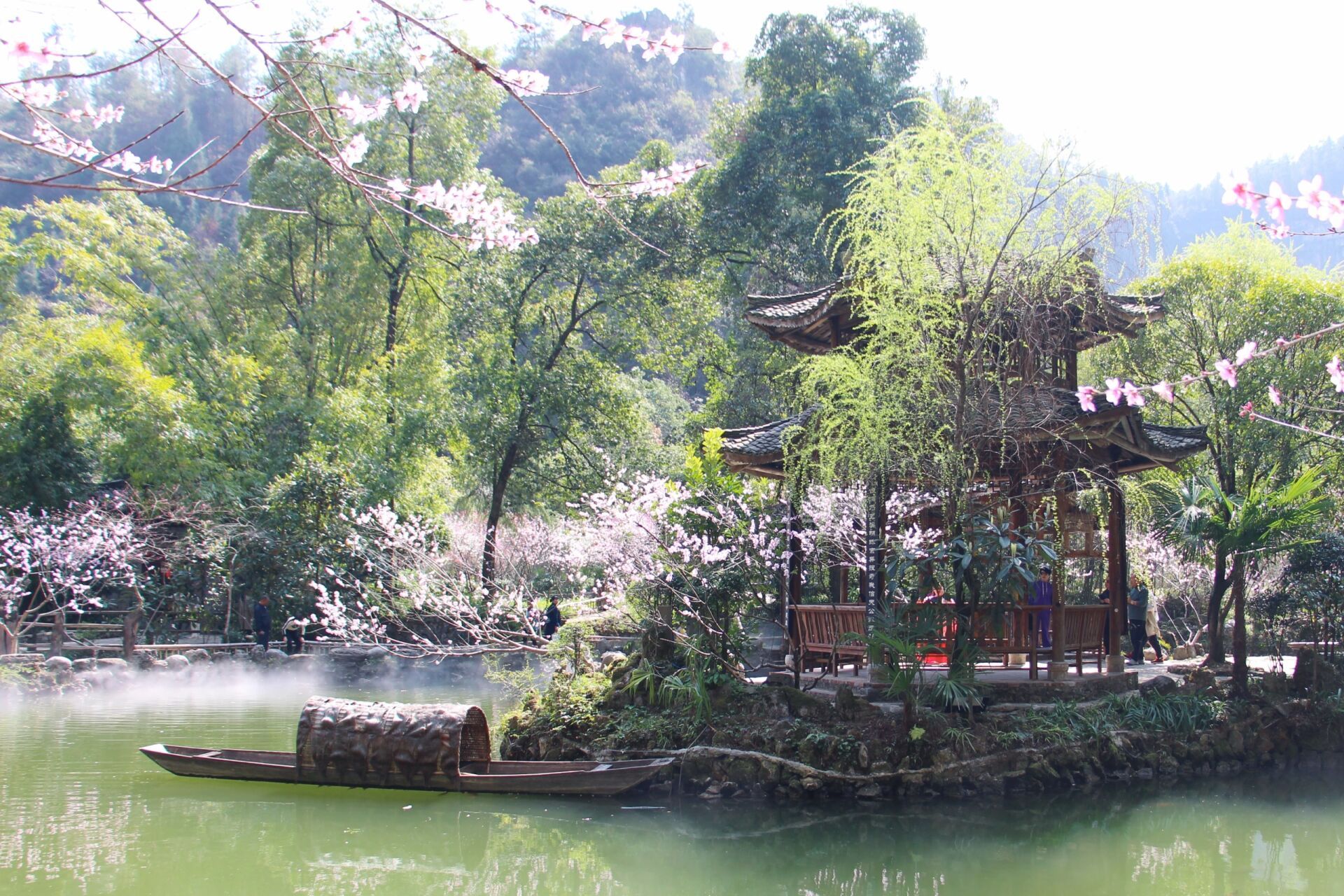 重庆酉阳桃花源景区攻略 世界上有两个桃花源,一个在你心中,一个在