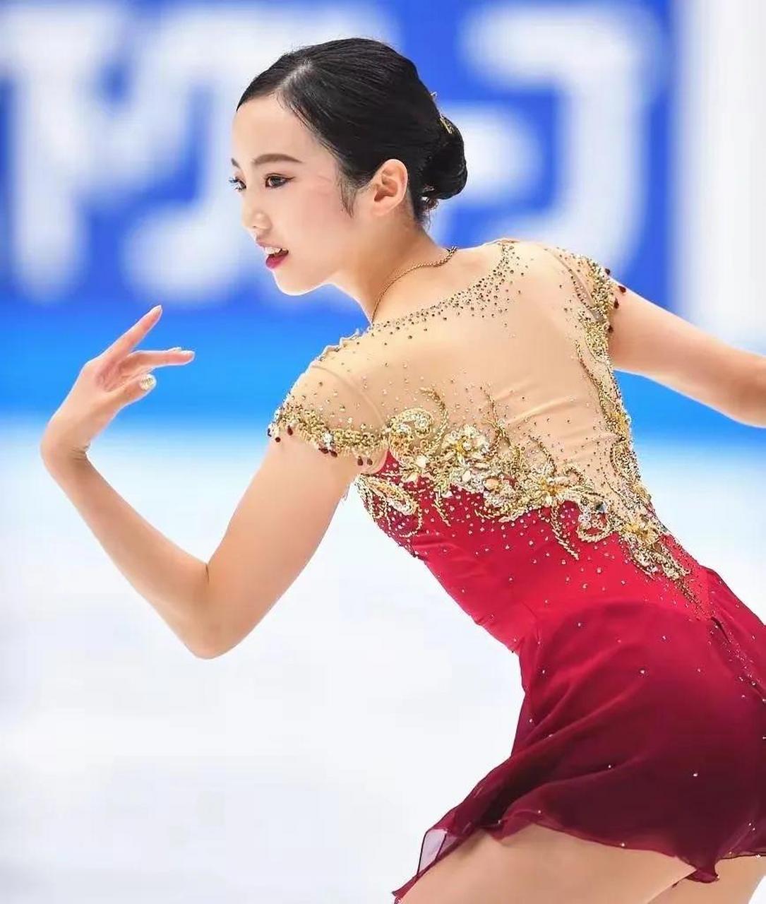 美女运动员之本田真凛  日本花滑选手本田真凛第一感觉就是天使与精灵