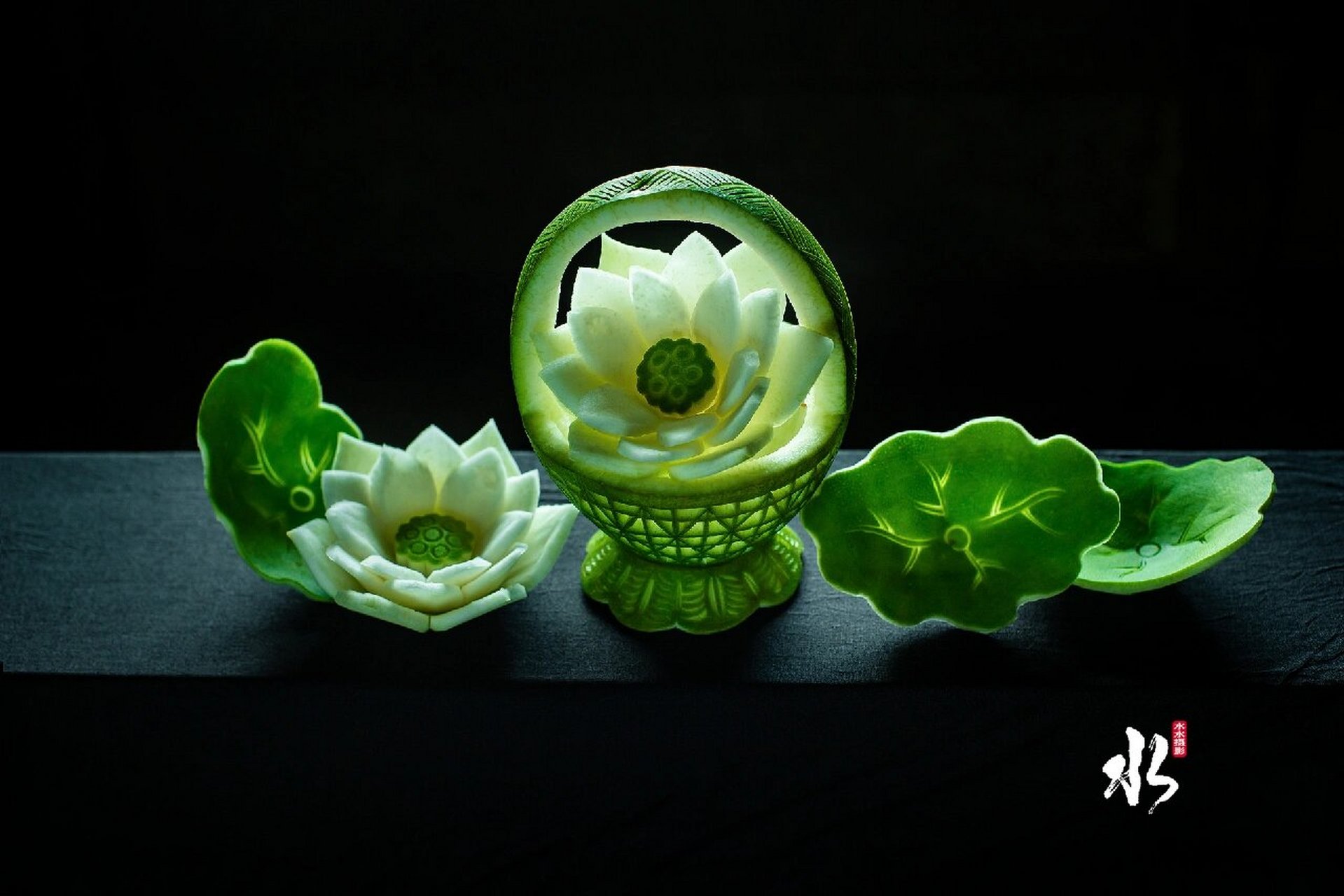 靖州雕花蜜饯 靖州雕花蜜饯是美食文化与民族文化完美结合的民间艺术