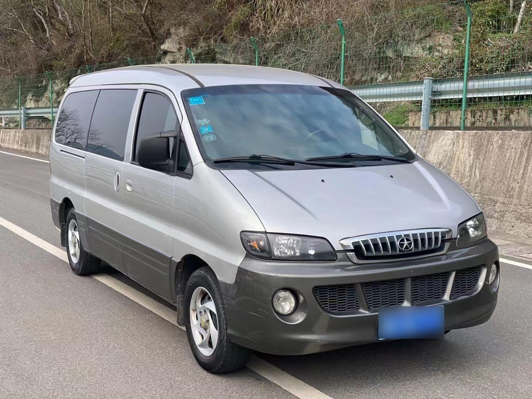 14年江淮瑞风,1.9t柴油7座大商务,有力又省油,车况精品,可拉人可载货!