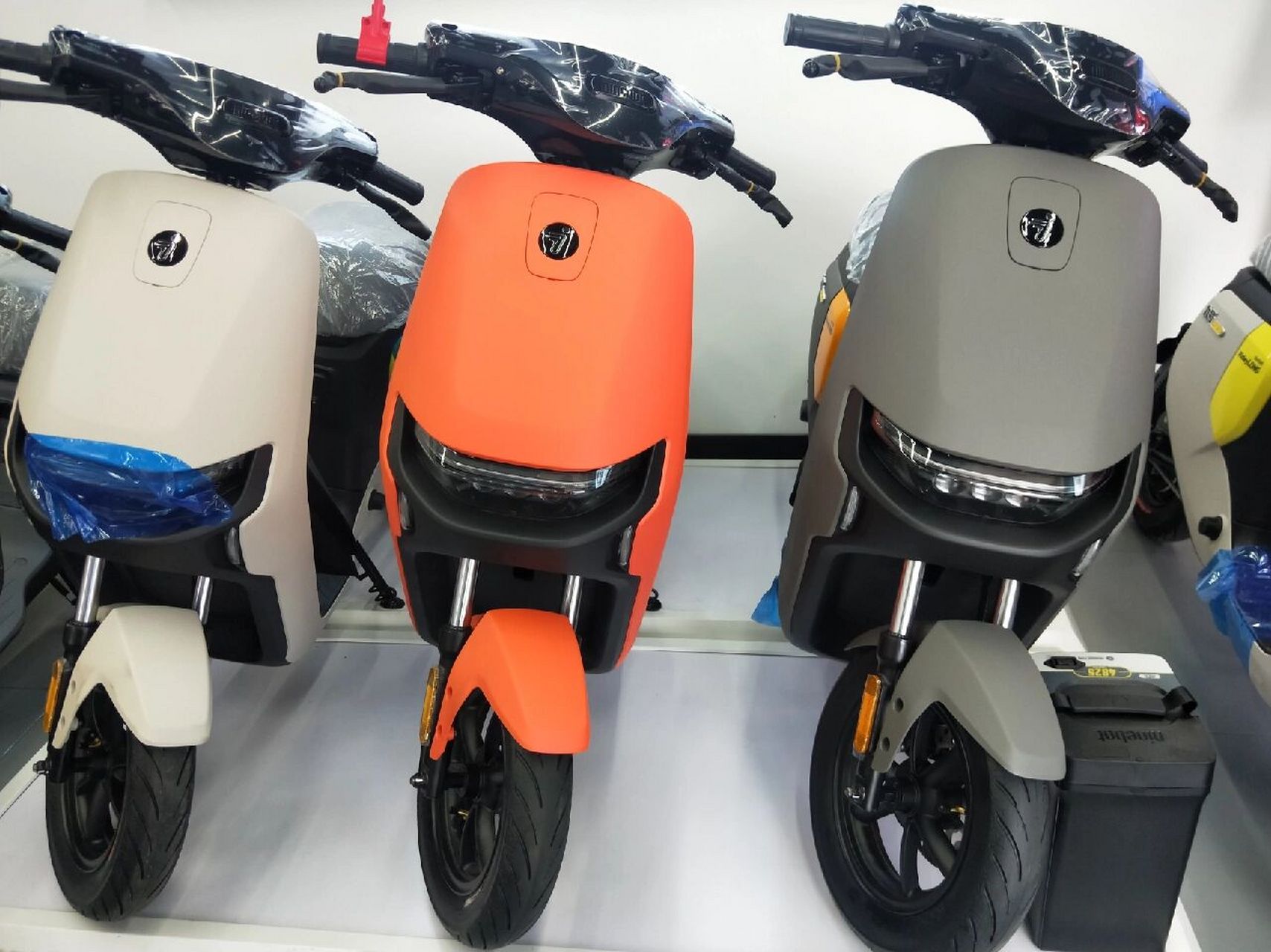 九号电动车f90 九号真智能电动车 新国标性价比热卖车型f90 极具科技