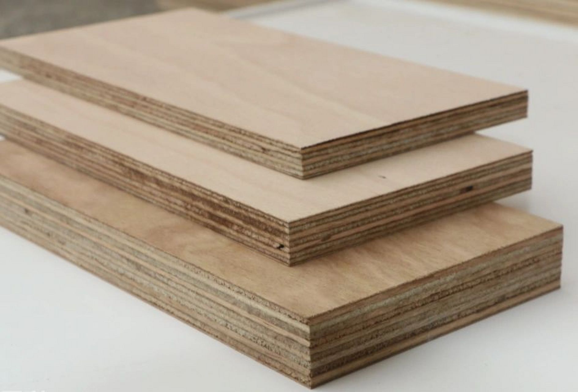 多层实木板,实木颗粒板,欧松板哪个最环保 房子装修的过程中,一定要