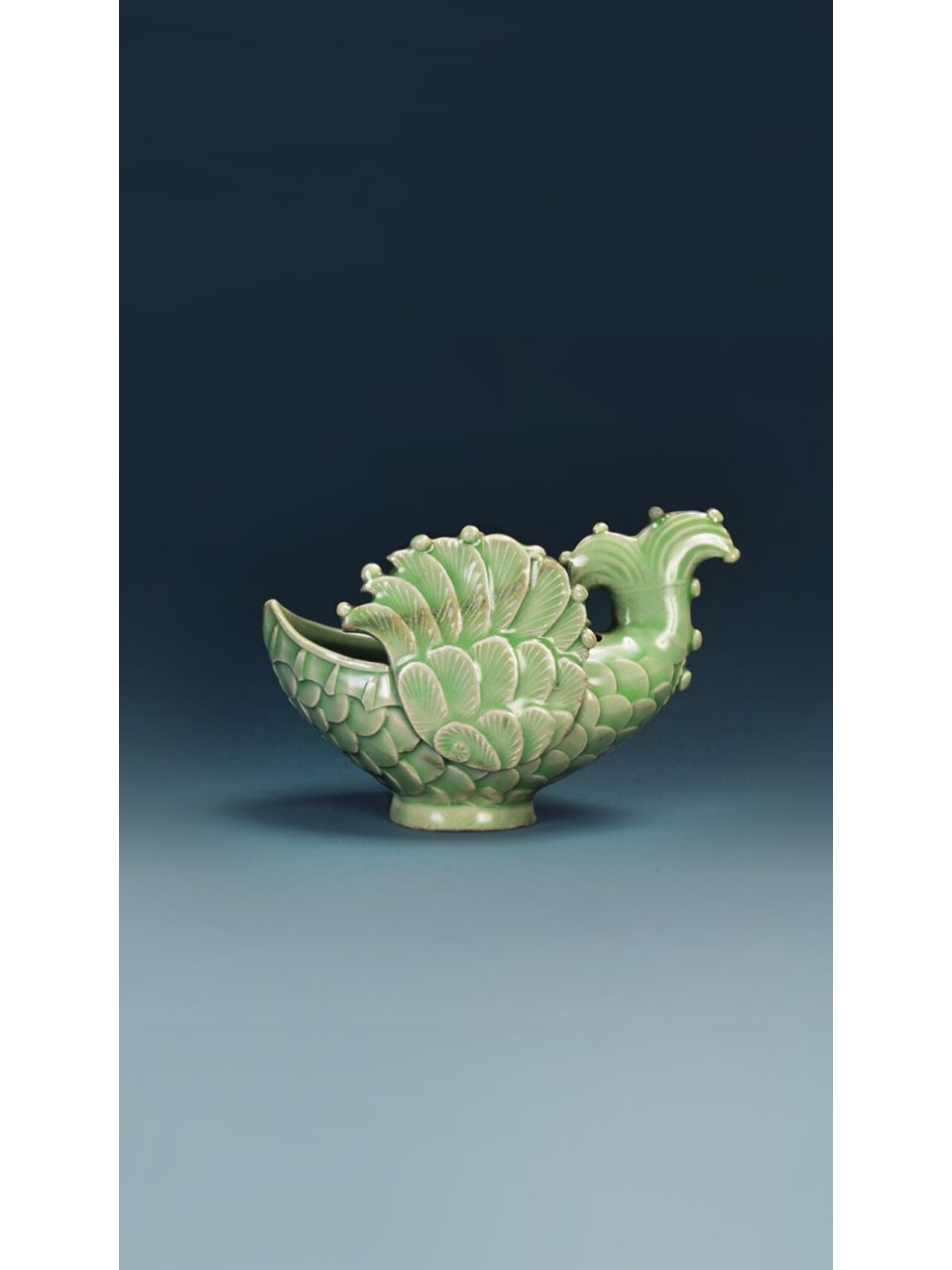 文物会说话|五代耀州窑青瓷飞鱼形水盂 【文物描述】 五代耀州窑青瓷