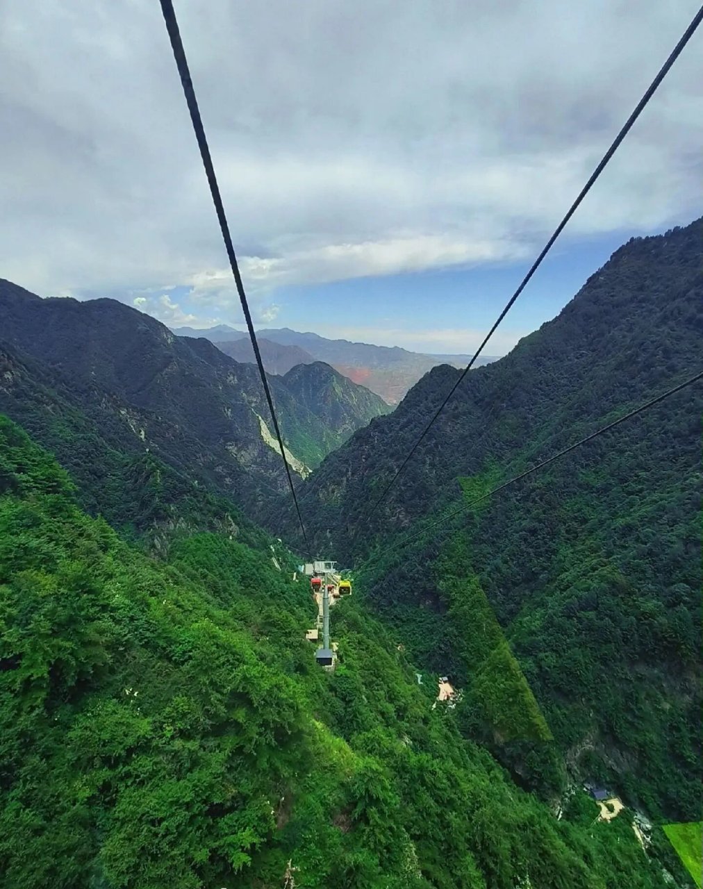 大西北的峡谷 大墩峡位于甘肃省临夏回族自治州积石山县,是一个充满