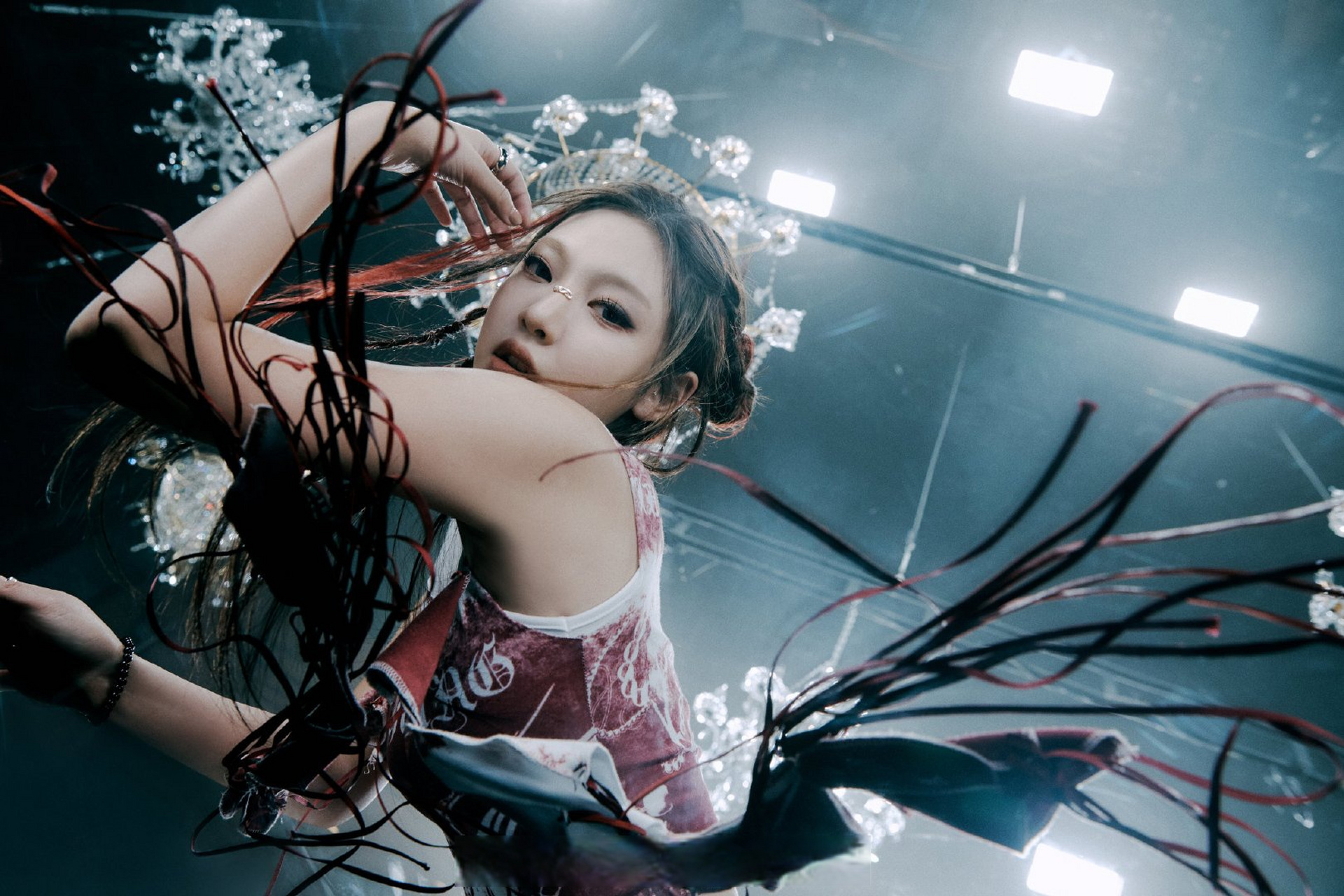 230503官方更新#aespa收录曲mv#   aespa 新曲 salty & sweet 概念