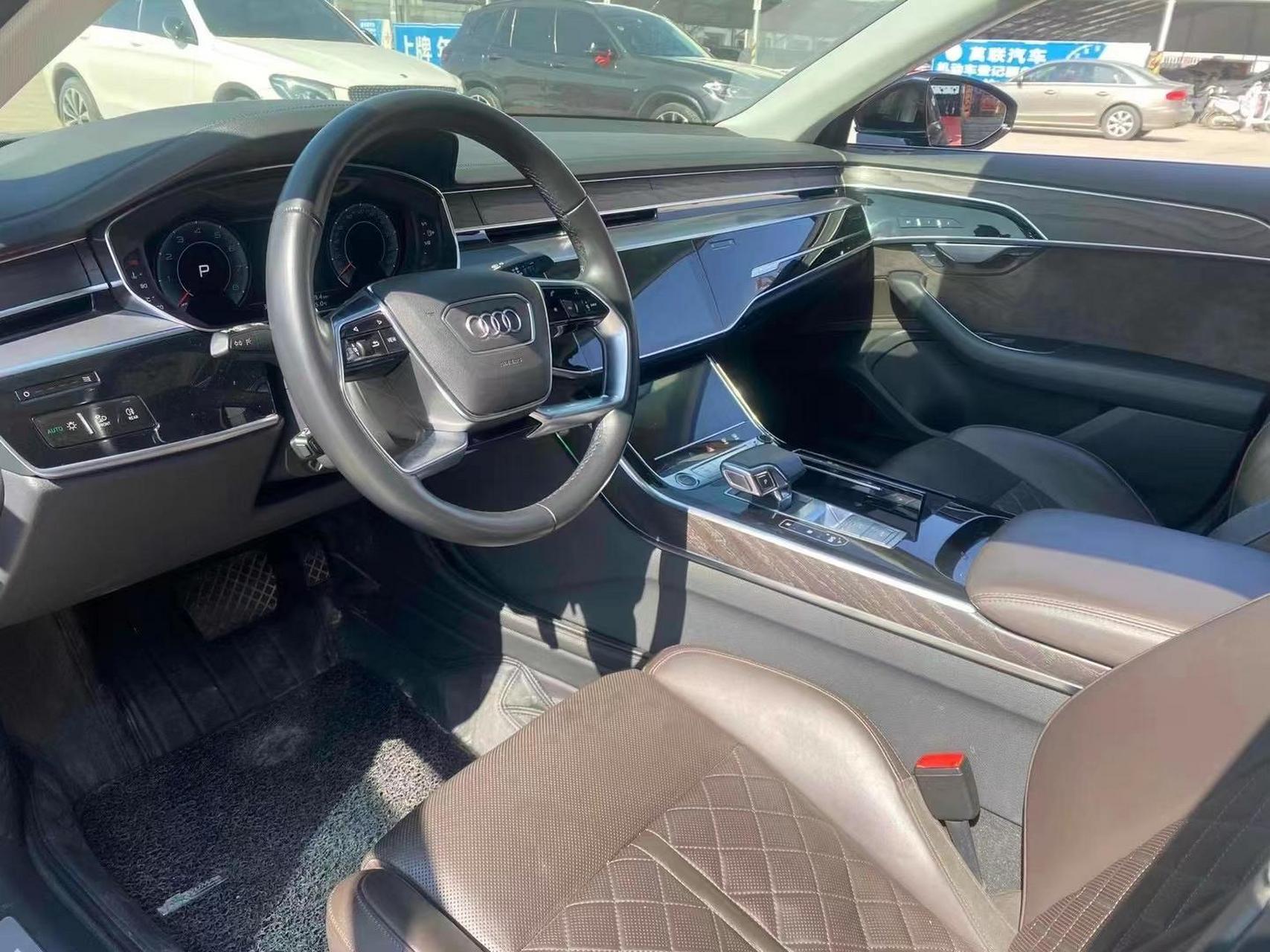 奥迪a8 3.0t07 7910.