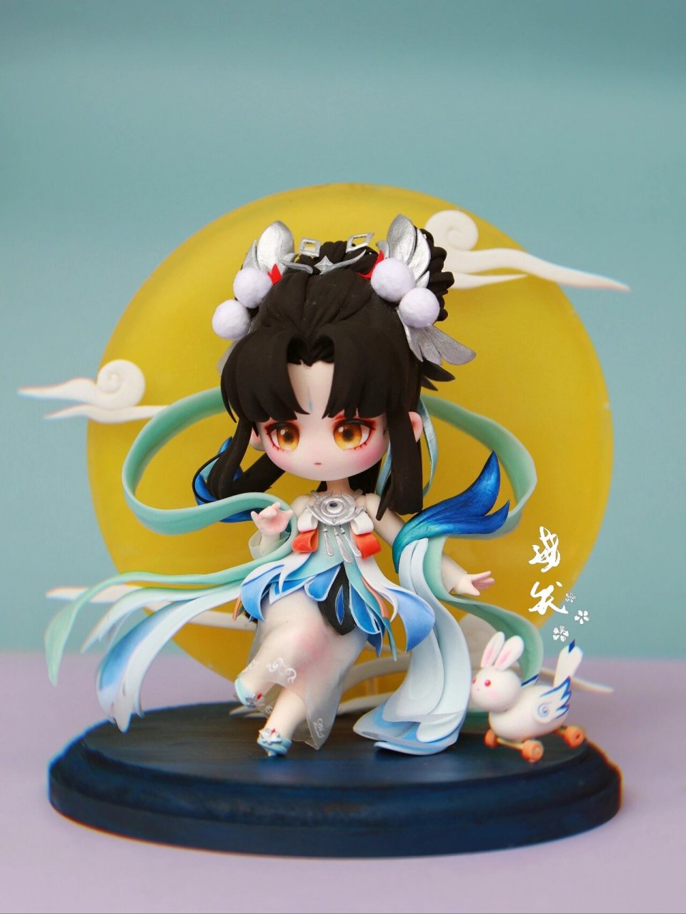 5头身q版粘土手办,使用脸膜为阿染家圆圆脸,素体自己捏的.