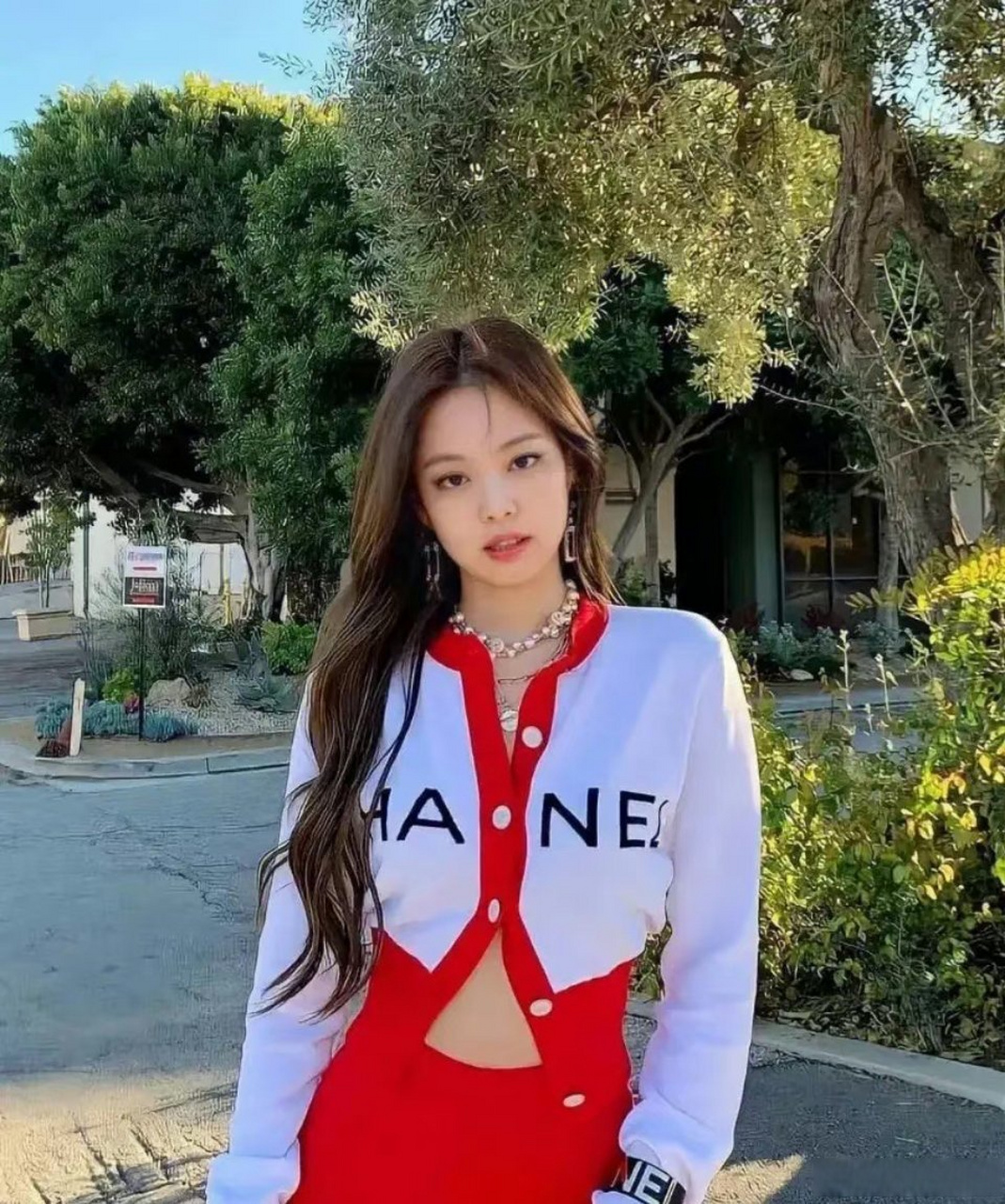 有外媒爆料称女团blackpink成员jennie将加入漫威宇宙,在超级英雄电影