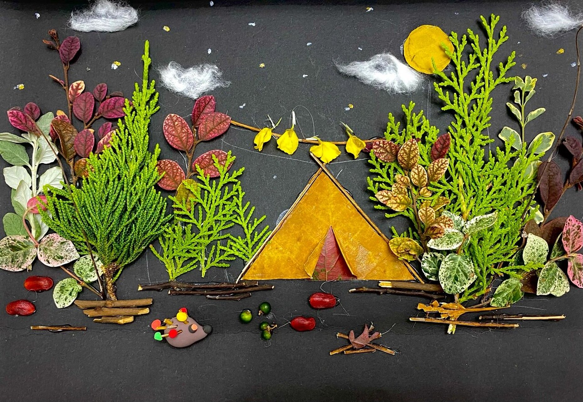 秋日落叶 创意贴画 幼儿园手工作品 一年一度的落叶画开始!