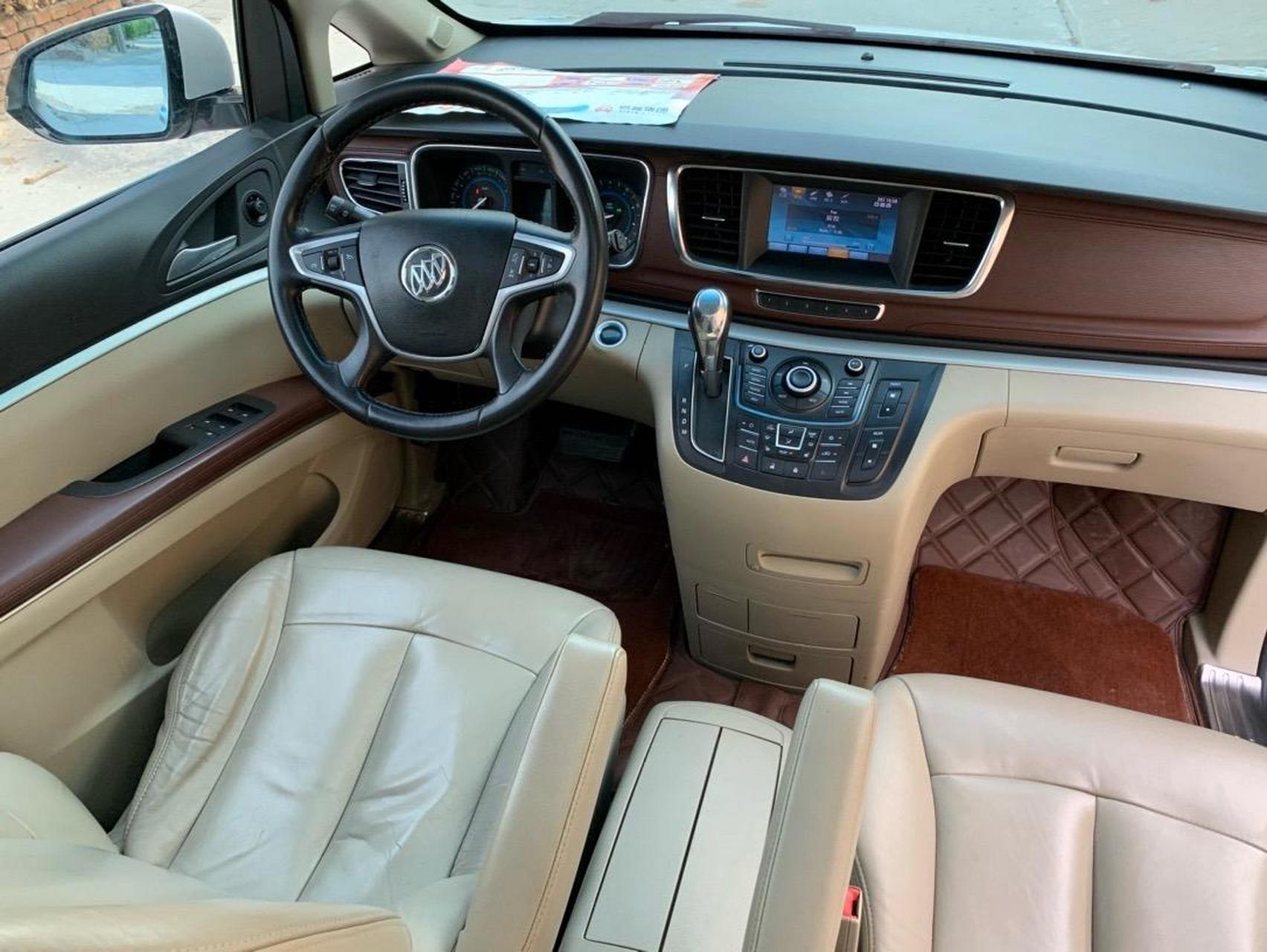 升级新款蒙娜丽莎2016年别克gl8胖头鱼,3.