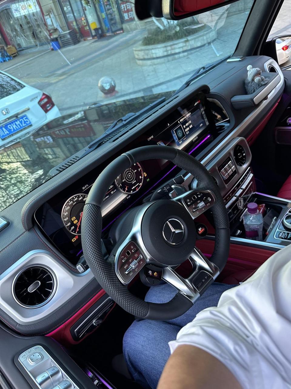 奔驰大g老款改原厂内饰奔驰大g老款改新款 奔驰大g改原厂一比一内饰