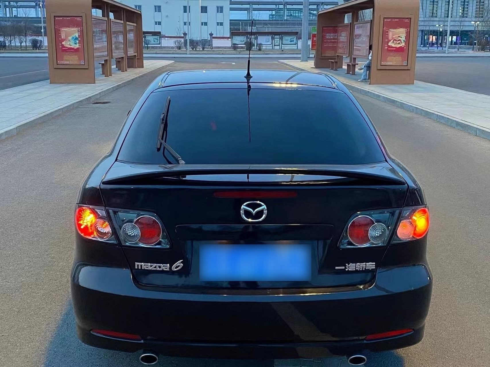 马六轿跑自动2.0大掀背