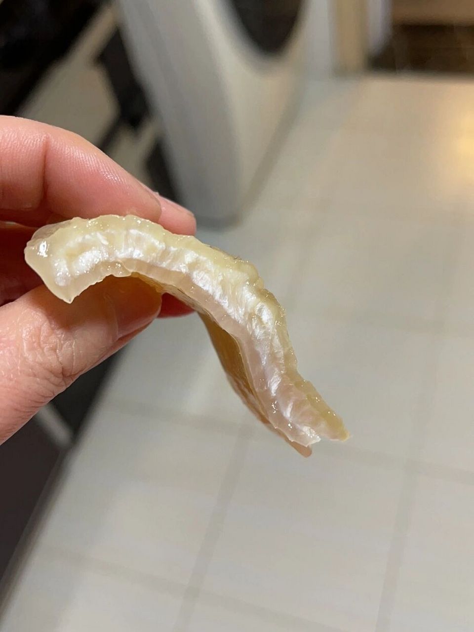 这个斗湖鱼胶,泡发了5天,感觉买到假的了