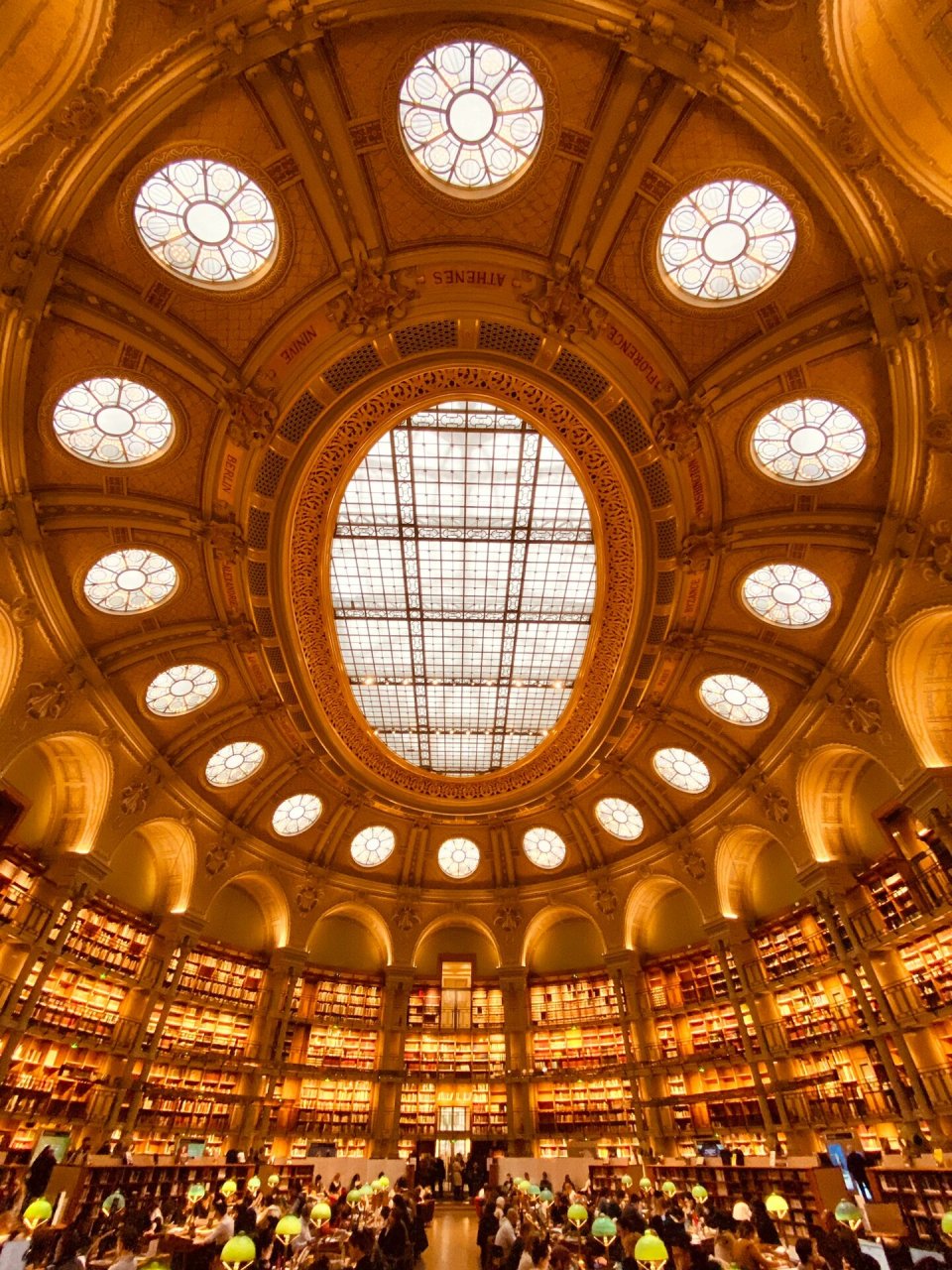 令人震撼的法国国家图书馆 法国国家图书馆黎塞留馆(la bnf a