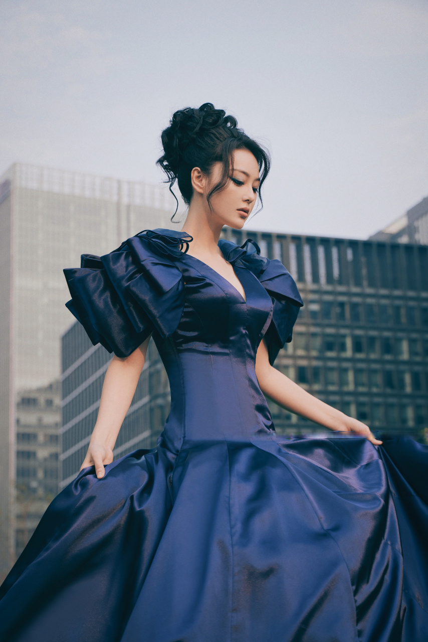 张馨予80年代新娘子头发 时尚打工人的周末92@张馨予