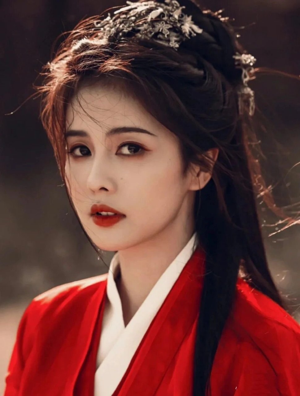 来看看白鹿的神仙图片,神仙姐姐好漂亮!