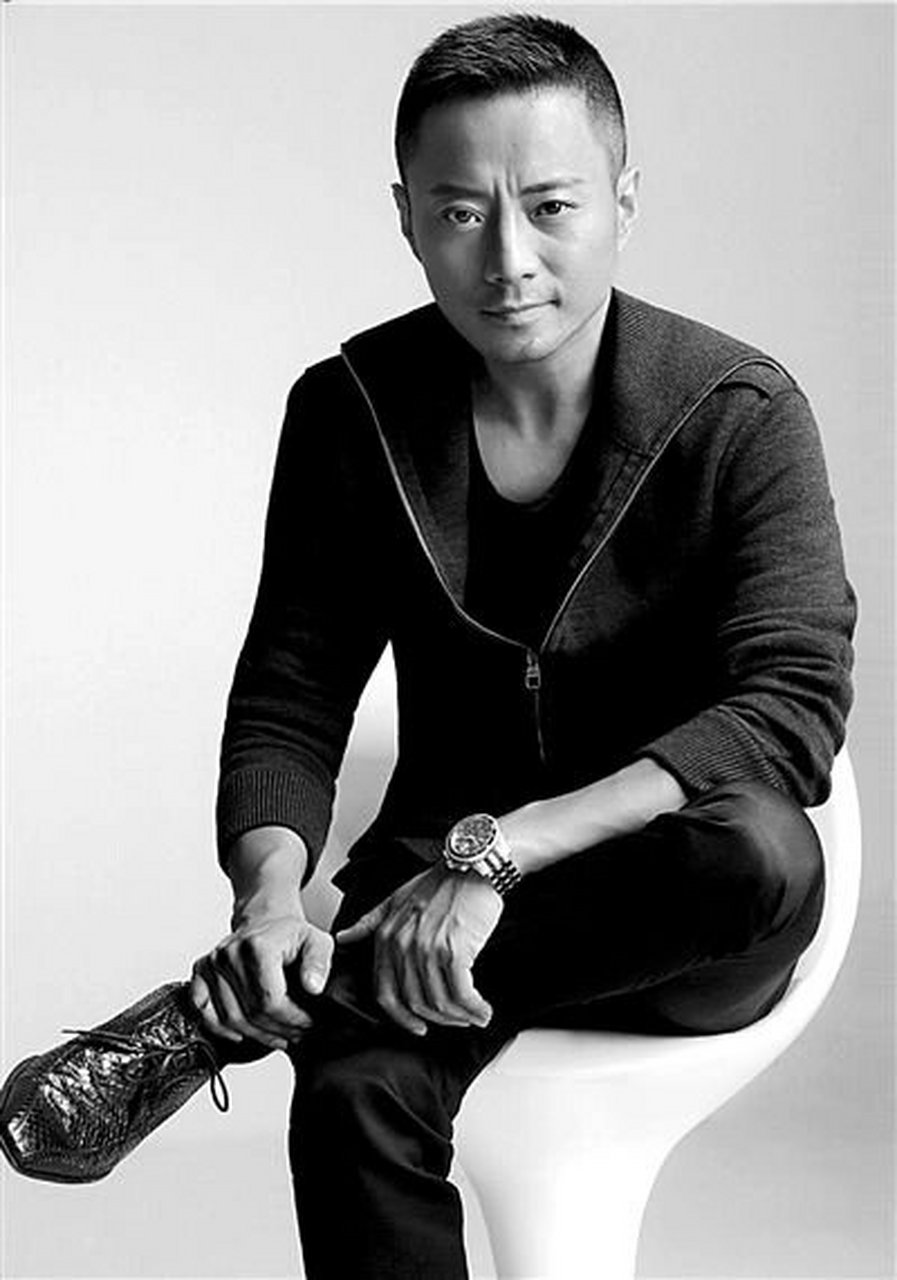(硬汉)张涵予个人资料 张涵予是一位备受推崇的中国内地男演员,也是一