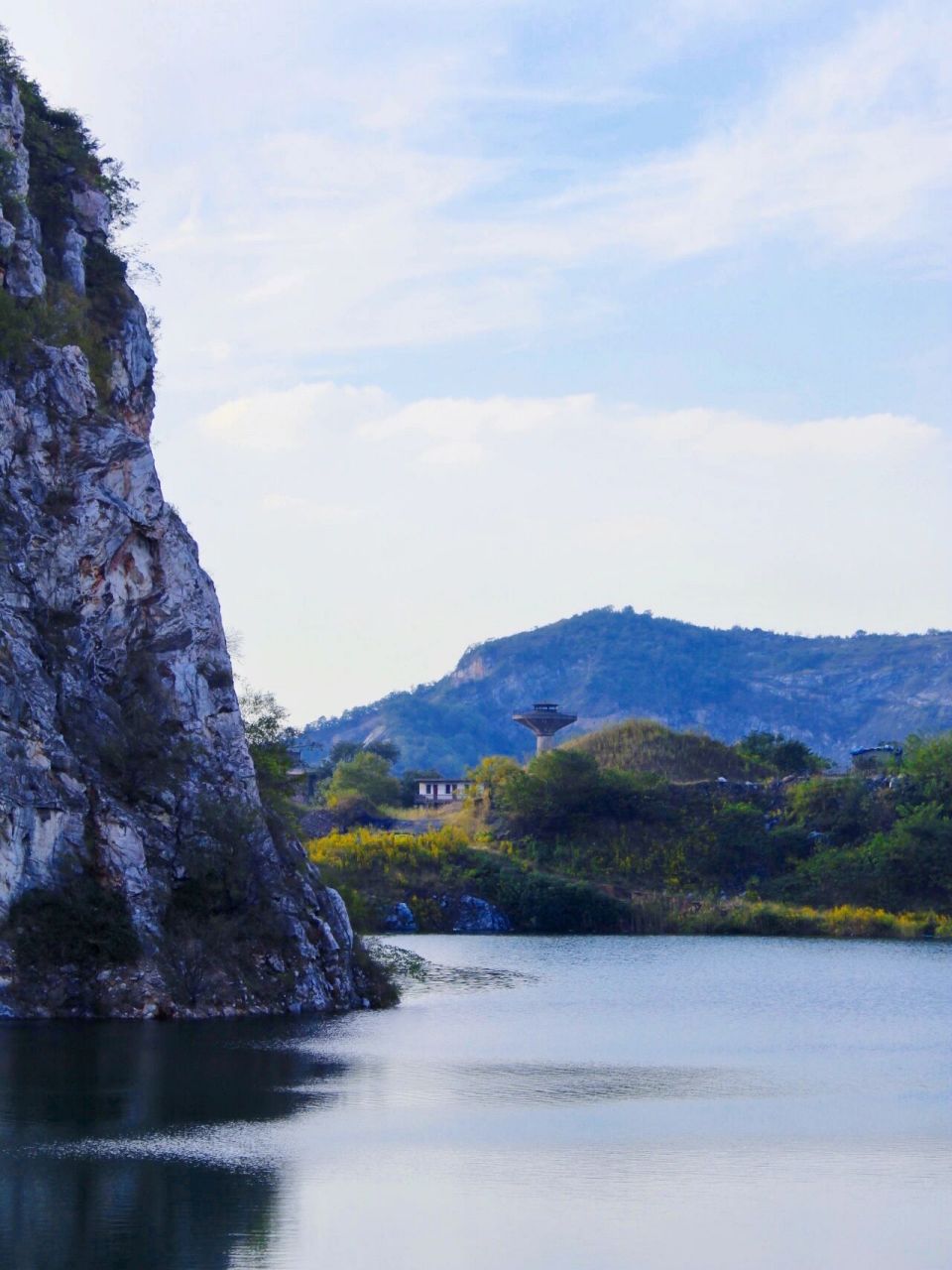 常州周边游·丹阳市七峰湖景区 七峰山翡翠湖,入眼便是一抹湛蓝,犹如