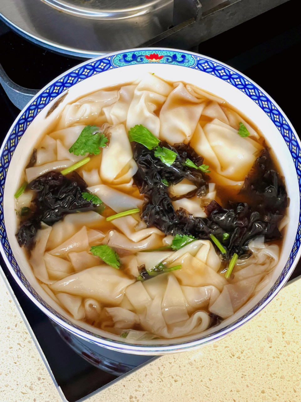 酸汤面叶02 鲜掉眉毛,多少次早起为了吃它简单美味又方便 冲啊,家