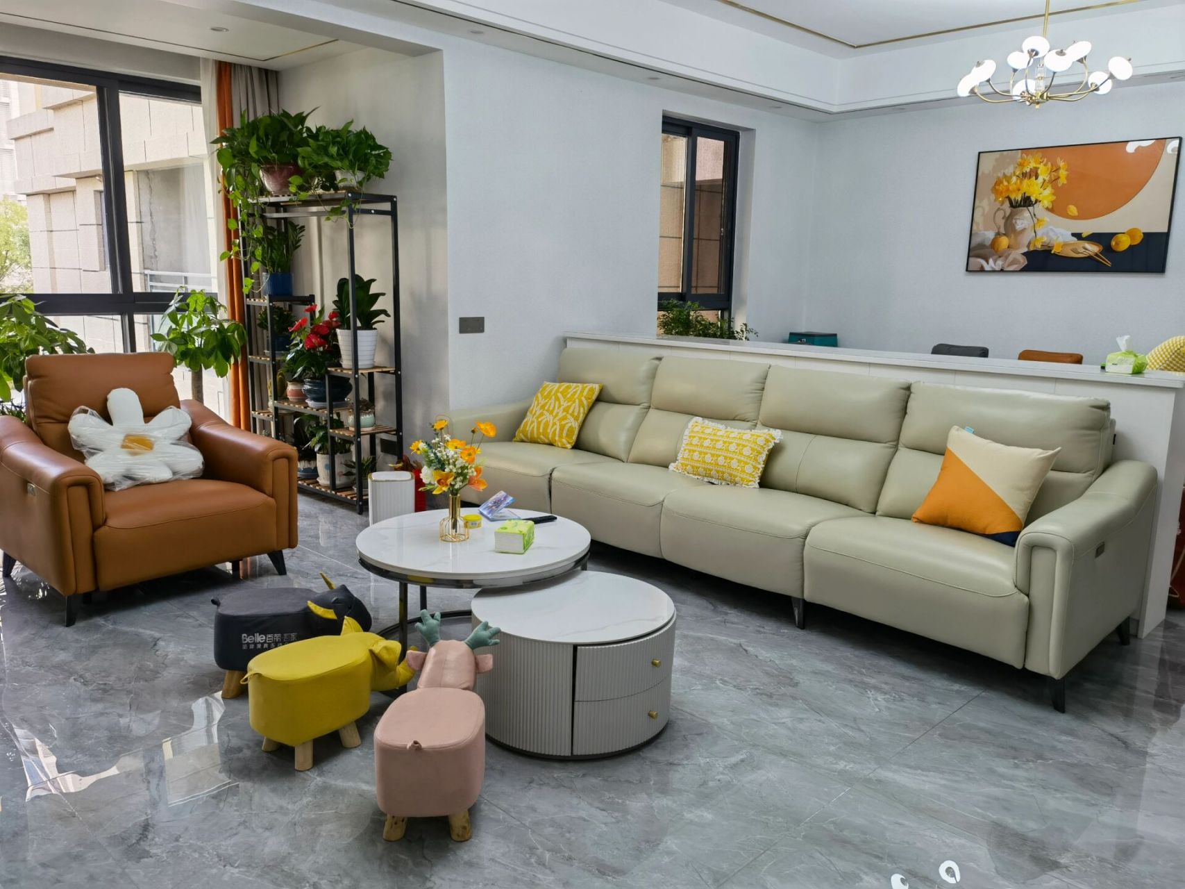 自贡百丽家具～琪辉真皮功能沙发 广东琪辉真皮功能沙发,款式新颖时尚