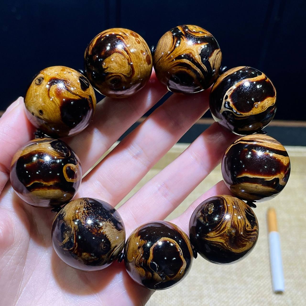 25mm精品海柳手串,天然纹理血色太好看啦