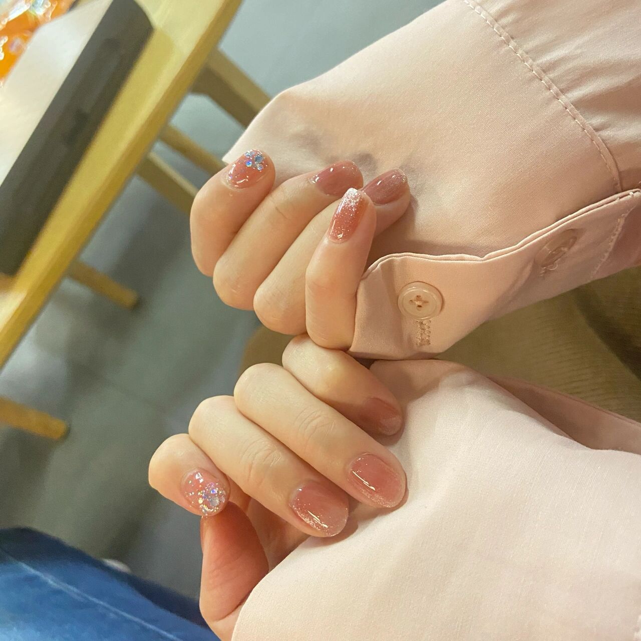 小红书最火海底捞的猫眼美甲!太ins风～真的好好看!