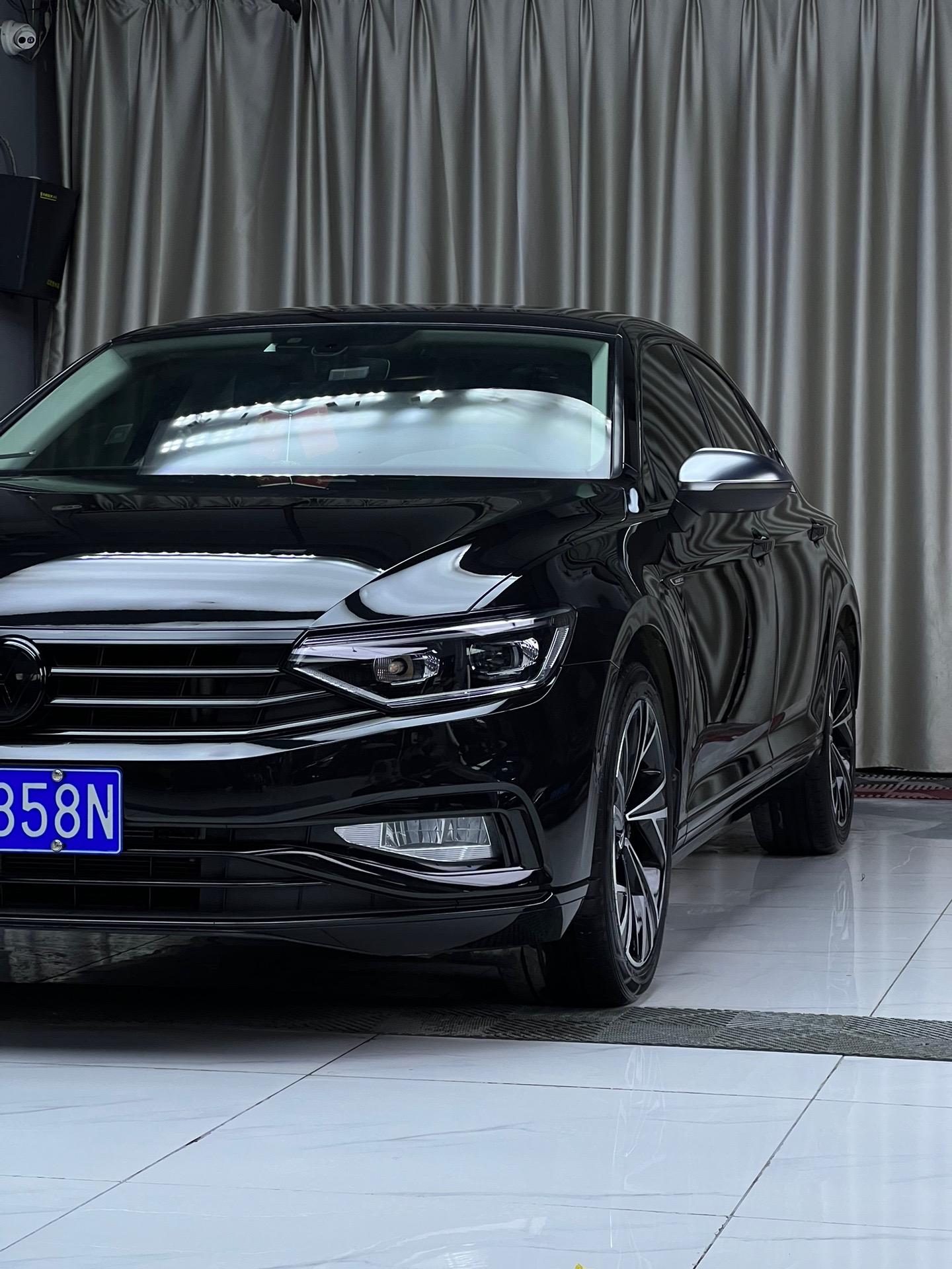 大众迈腾改黑武士