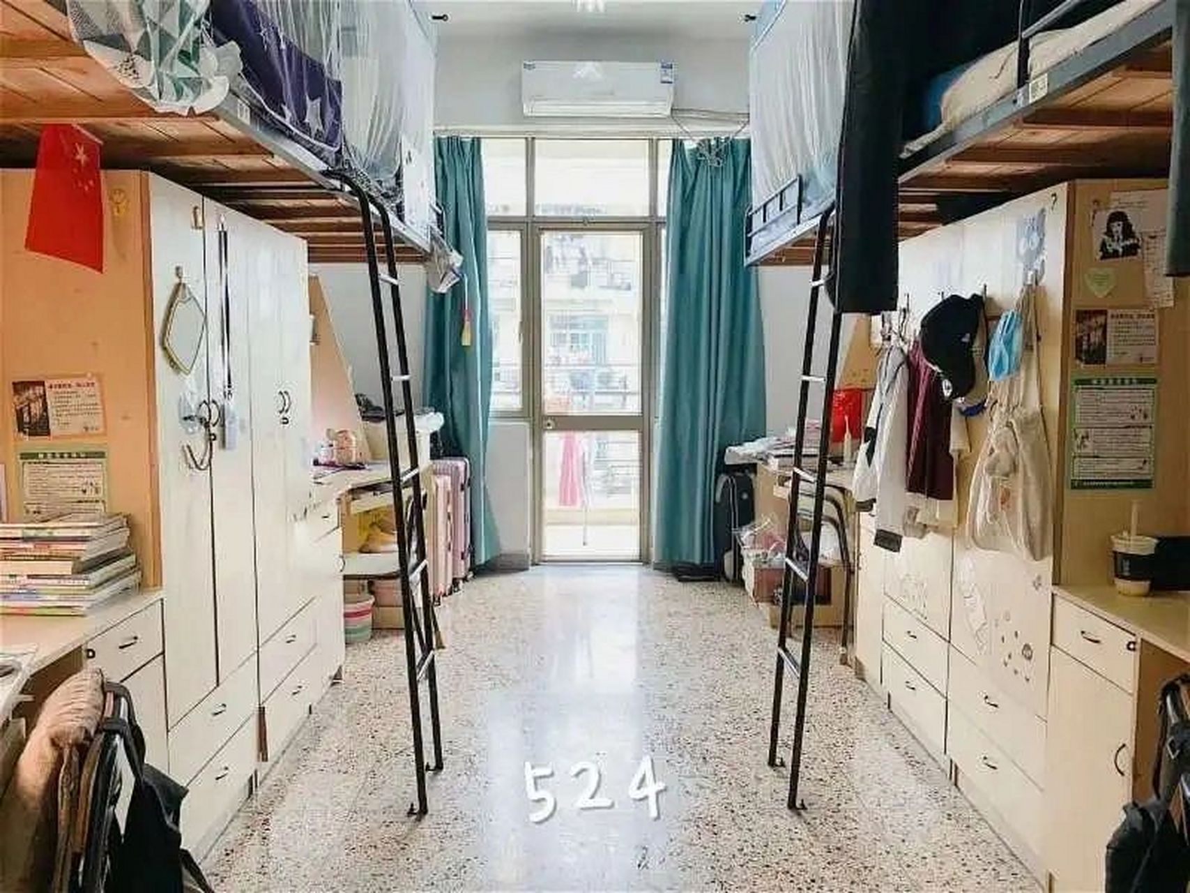 图一二四人寝 之后的是六人寝环境 绍兴文理学院寝室分为四人寝和六人