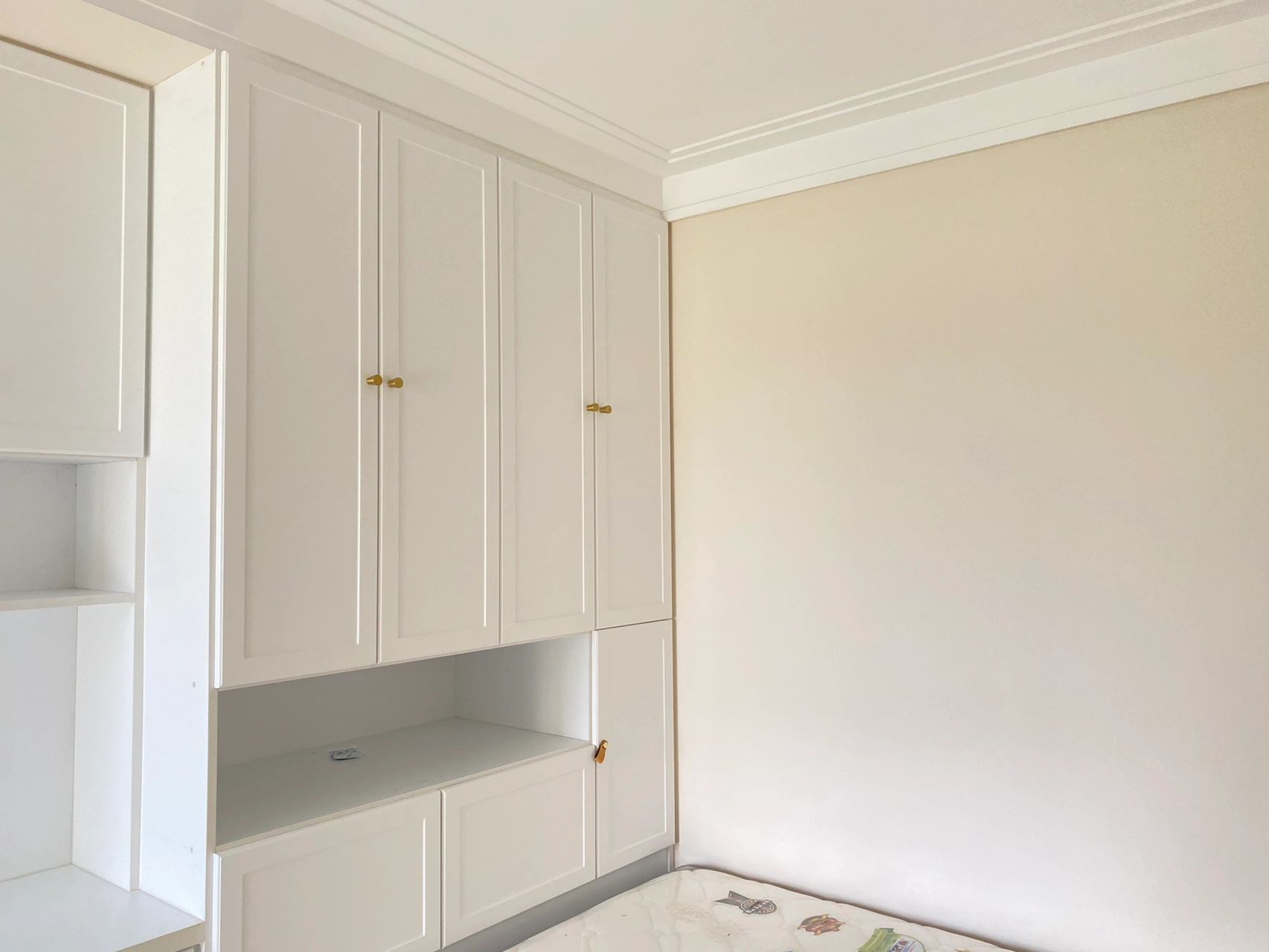 立邦可可蛋奶色上墙不踩雷 再放两张装修好了的图片,我是两间卧室刷的