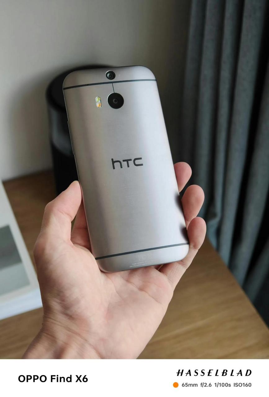这台htc m8,我一直珍藏着.