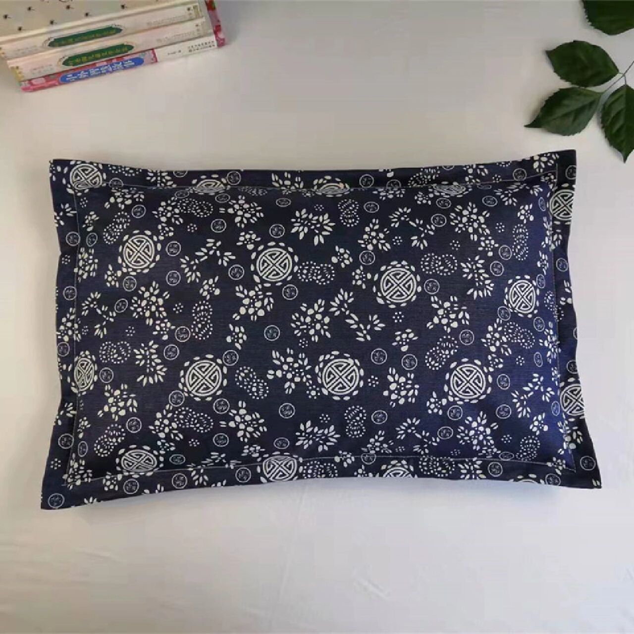 柏壳枕的神奇功效,助眠安神 民间有"柏壳装枕头,半年白发自黑"的偏方