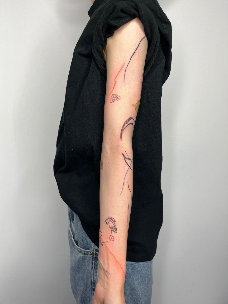 小花臂 感谢信任 第一次纹身  把一整条手臂交给我 	 原创定制 	 请勿