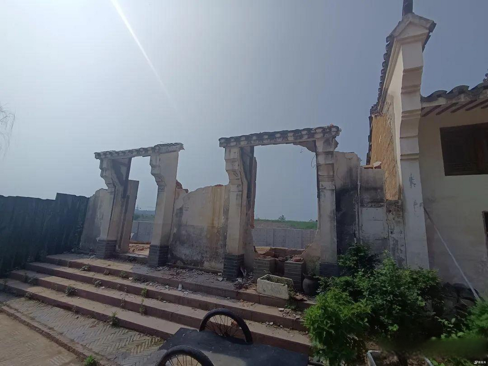 【铜陵大通老街建起防洪墙】 大通老街(和悦洲),曾是铜陵的"小上海"