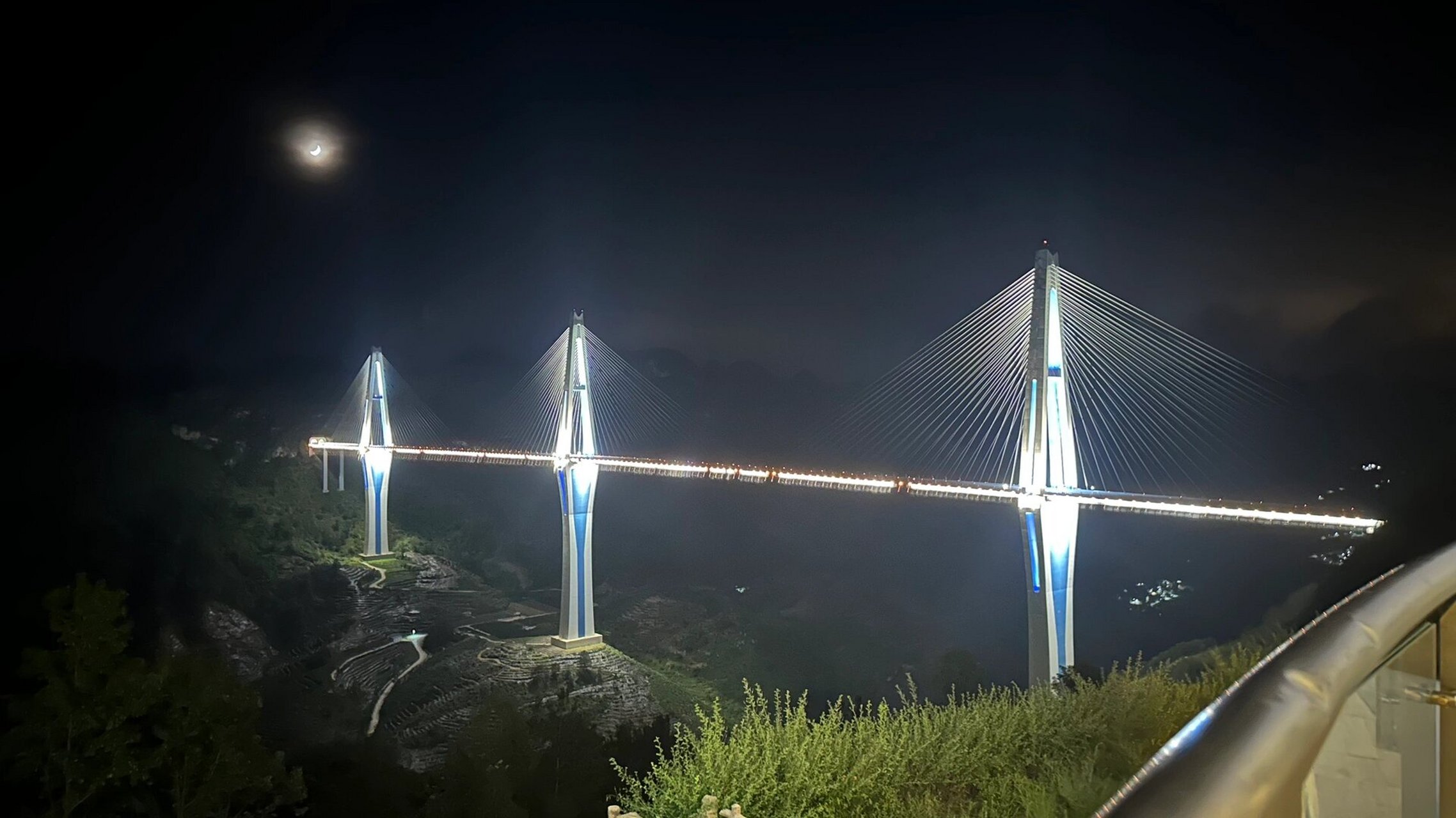 天空之桥避坑指南 良心测评 天空之桥和天眼都在平塘县,所以两个景点