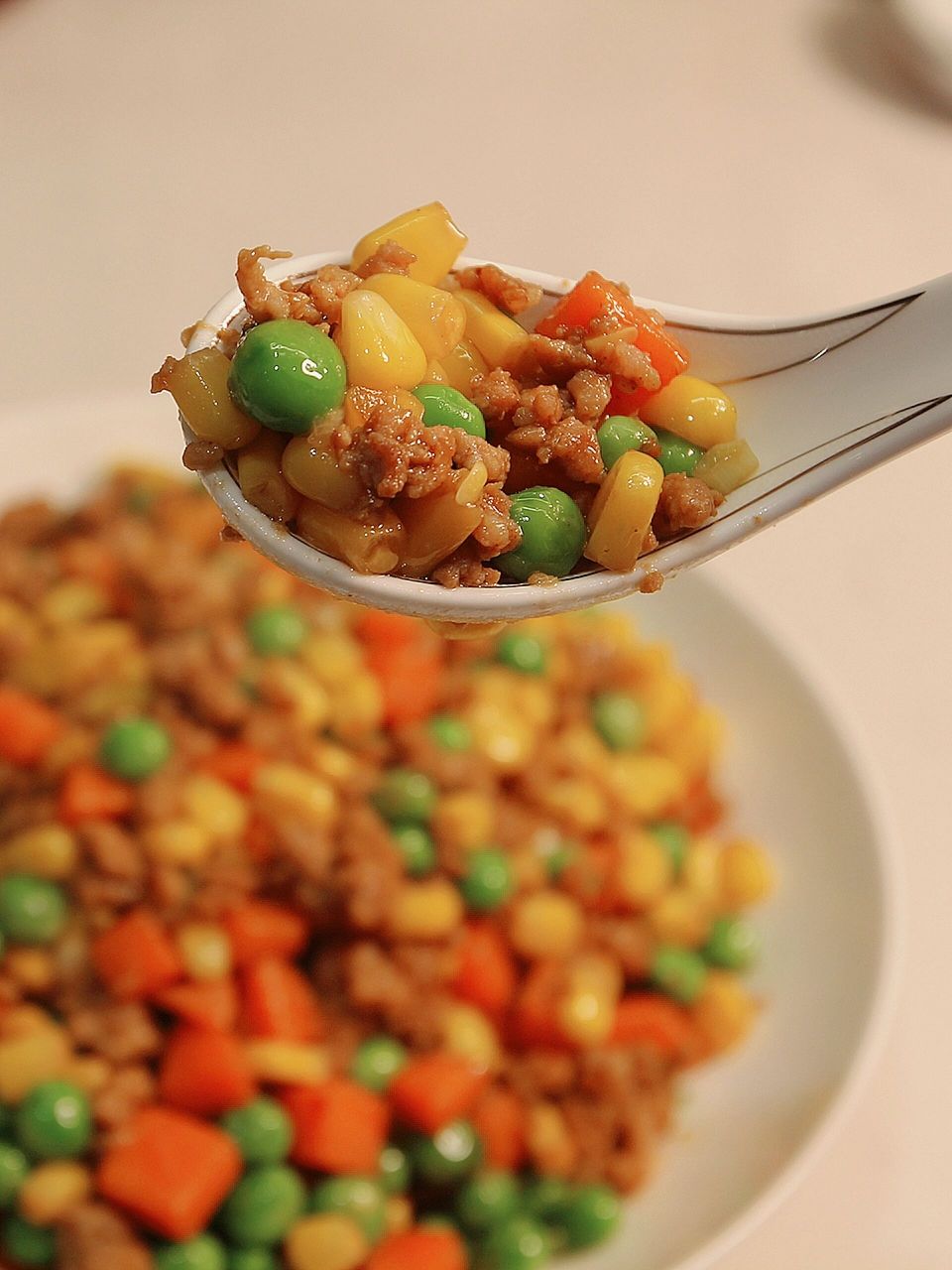 超快手下饭菜|肉末炒玉米豌豆胡萝卜 不够时间做饭,教你用十分钟时间