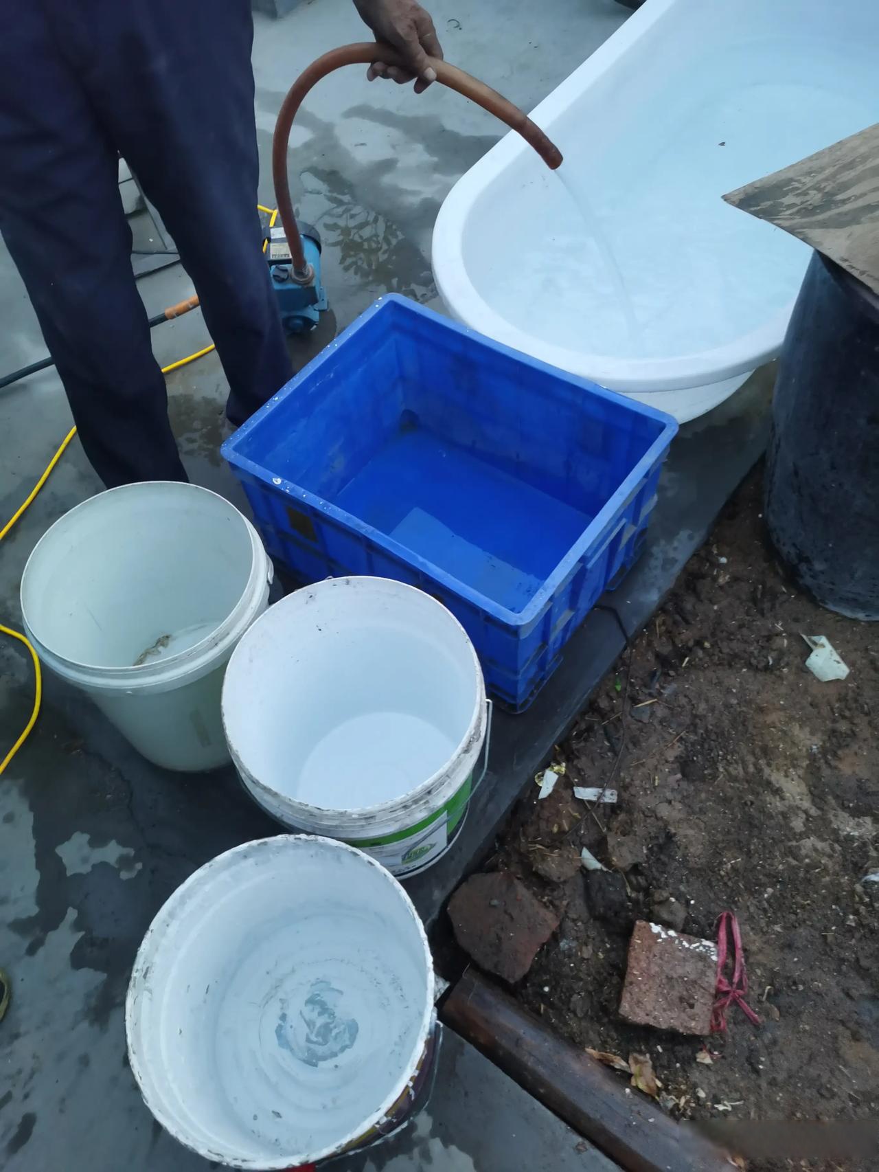 来临之际,托有关部门改善民生,无为而治的福气,我们已经断水半年了