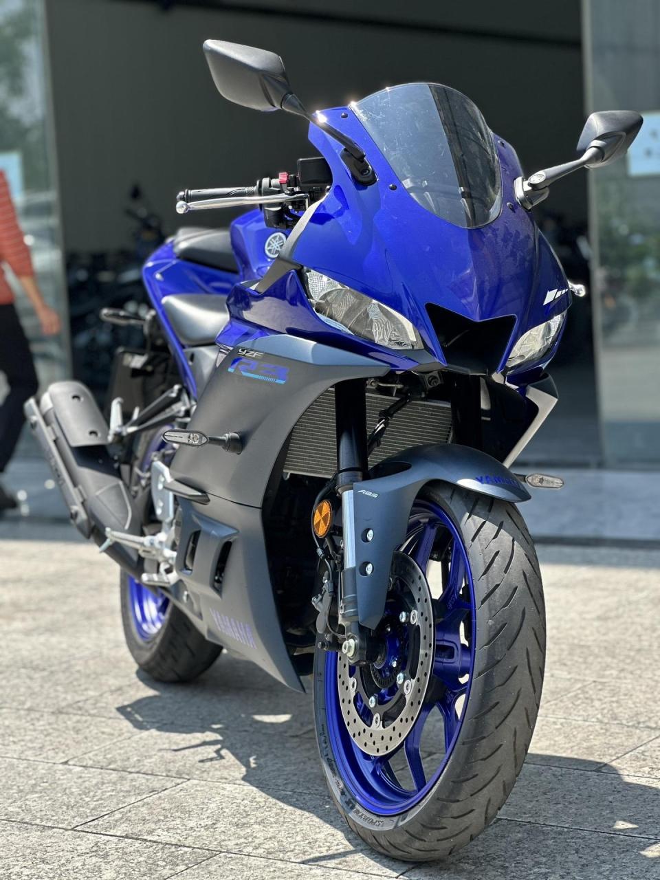 24年雅马哈r302赛道蓝0202 0次过户02021千公里02全车无