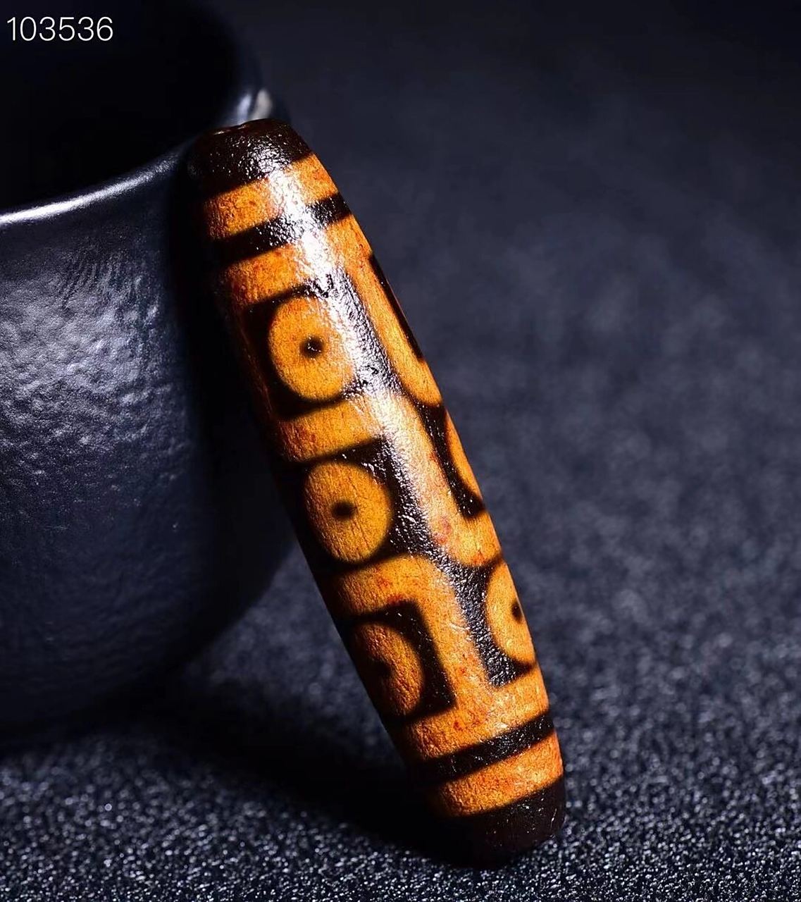 【九眼天珠】 藏传老料【九眼天珠】甄选材质,至纯古珠,质地油润,品相